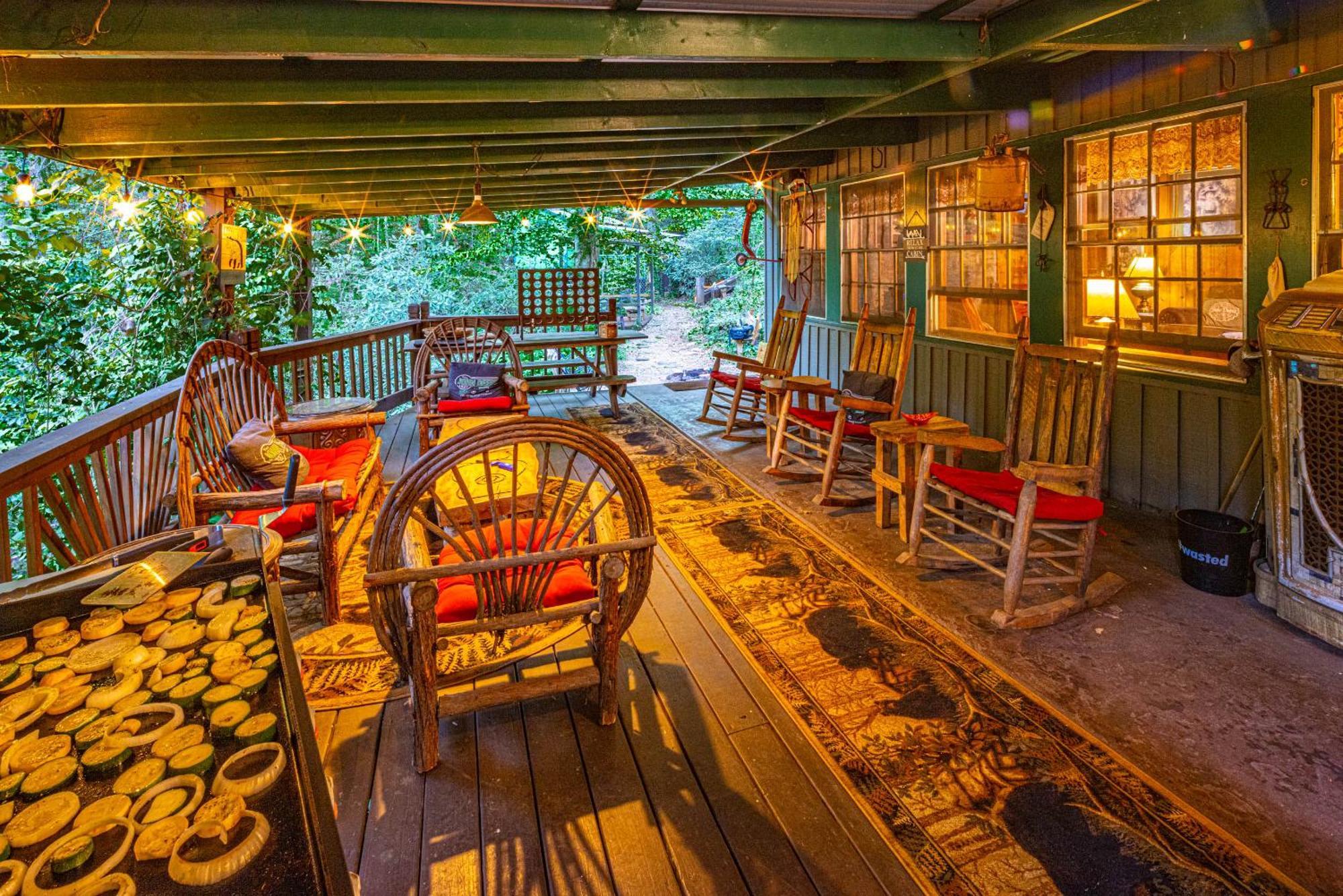 Bear Creek Lodge And Cabins In Helen Ga - Pet Friendly, River On Property, Walking Distance To Downtown Helen Luaran gambar